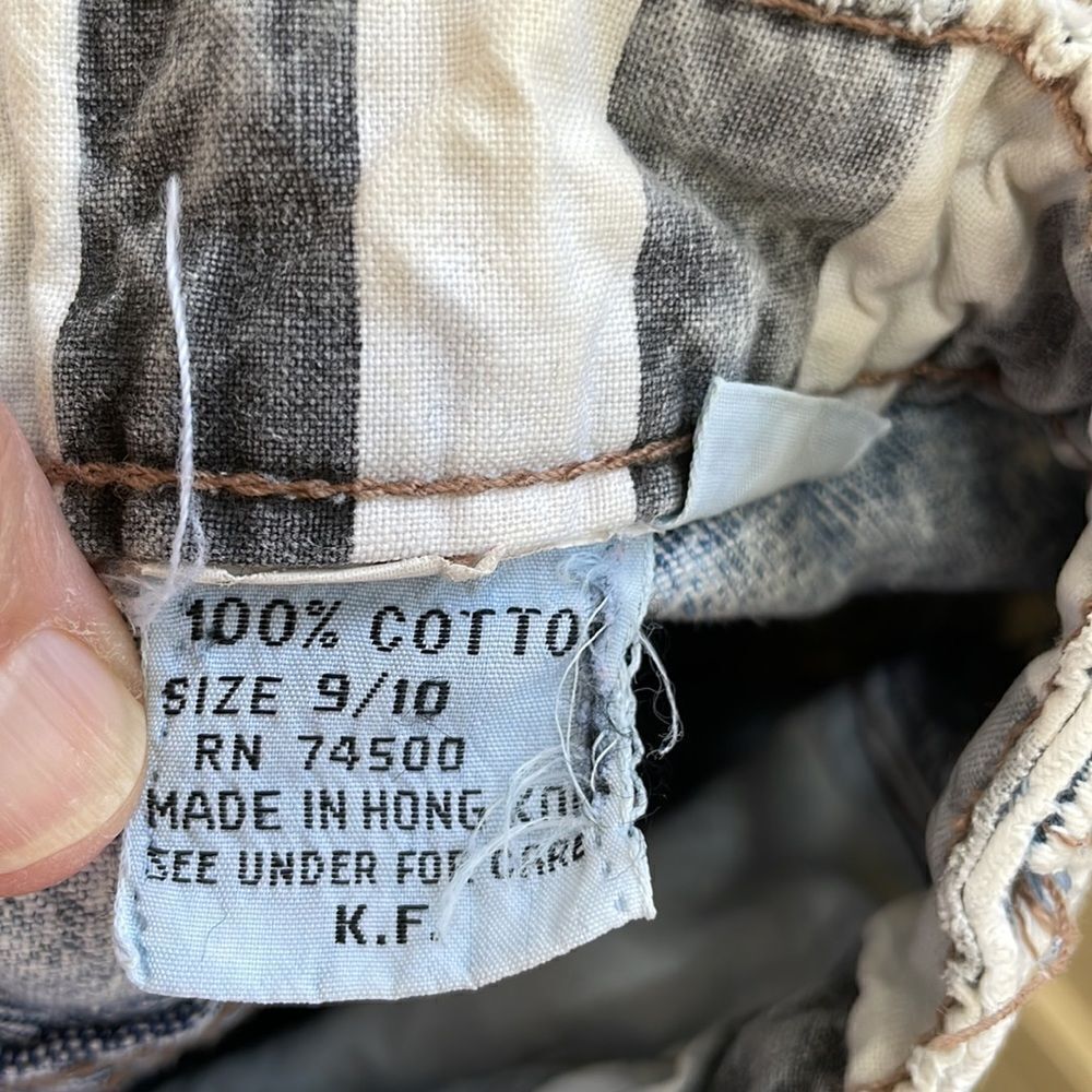 ‎VINTAGE CORNICHE APPLIQUÉD HIGH RISE JEANS - Picture 11 of 11